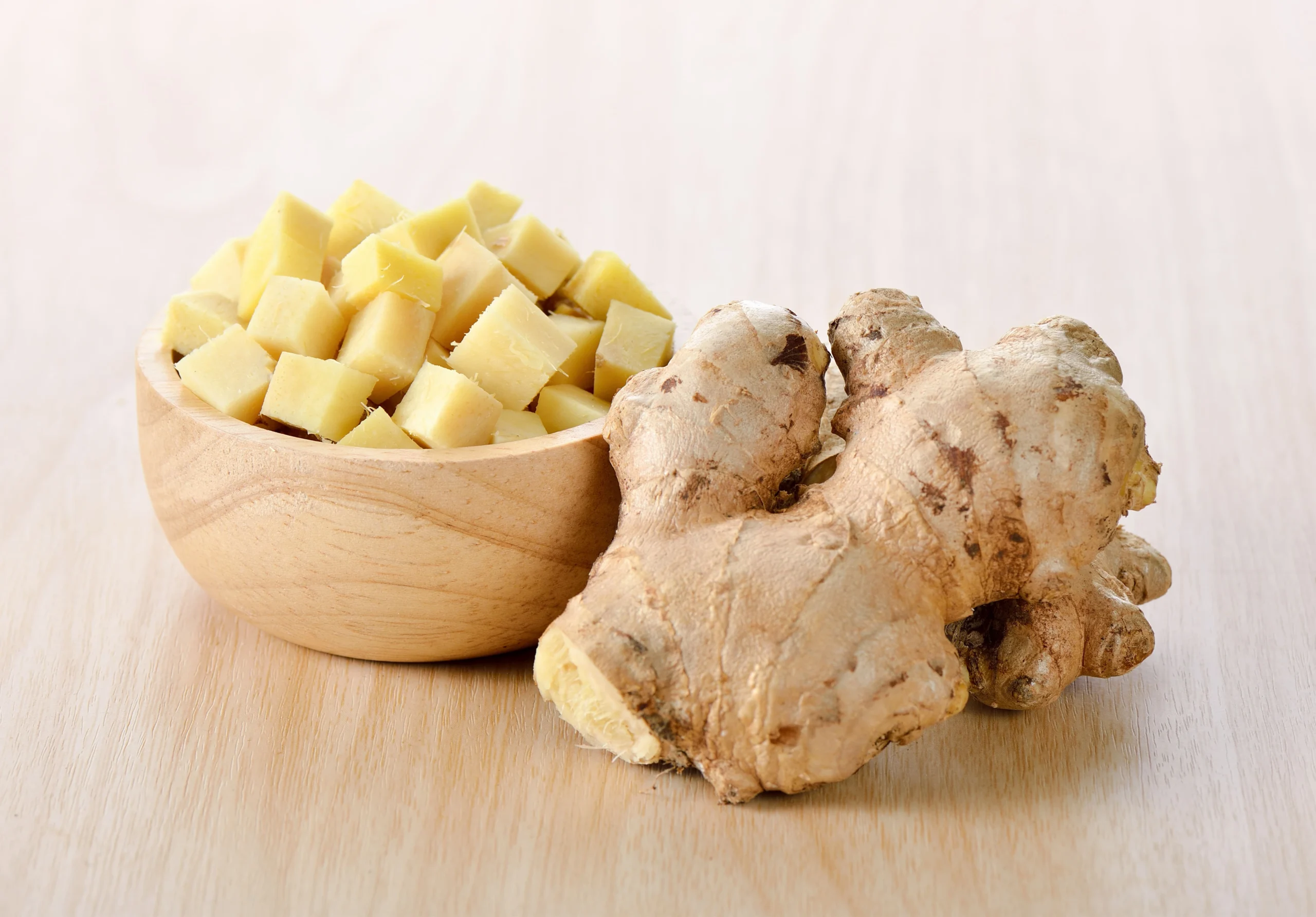 ginger-sliced-wood-bowl ginger-sliced-wood-bowl